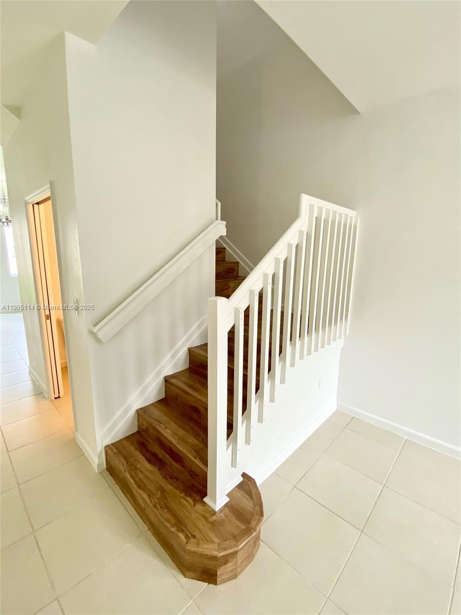 WALDEN TOWNHOMES - Residential Lease