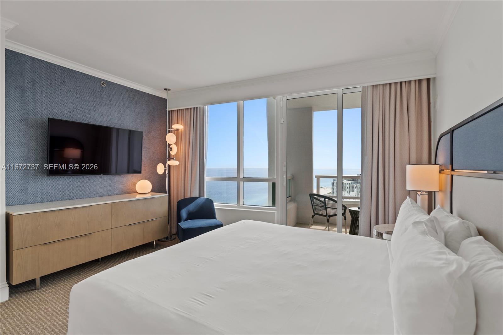 Fontainebleau II Tresor - Residential