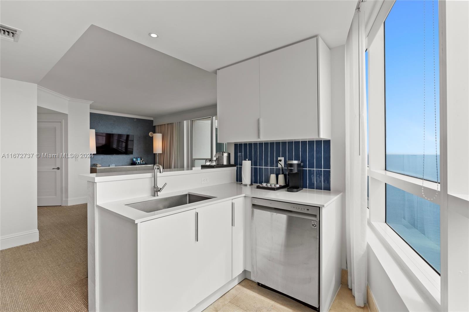 Fontainebleau II Tresor - Residential