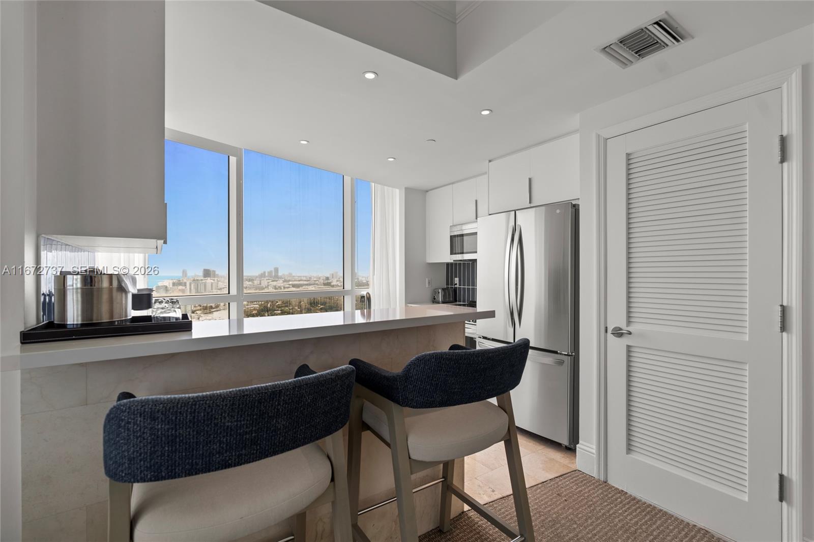 Fontainebleau II Tresor - Residential