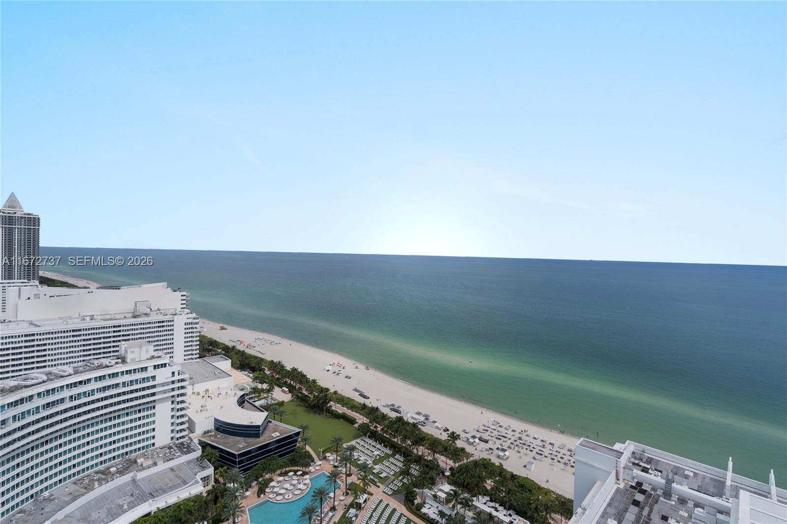 4401 Collins Ave 3202/3204