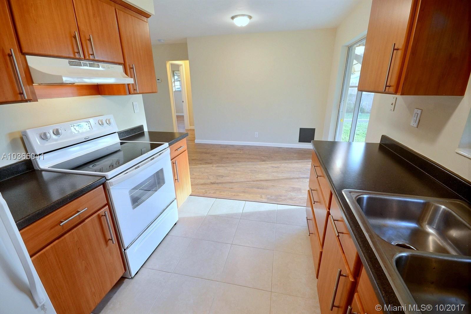 SUNSHINE PARK ESTATES ADD - Residential