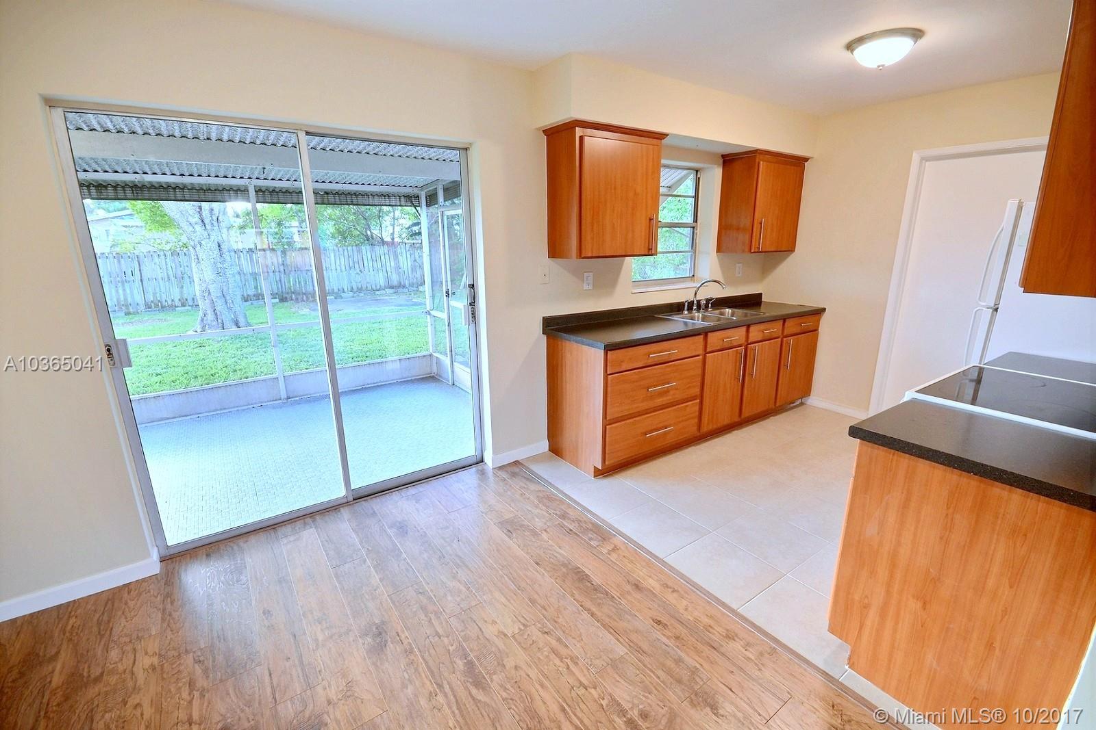 SUNSHINE PARK ESTATES ADD - Residential