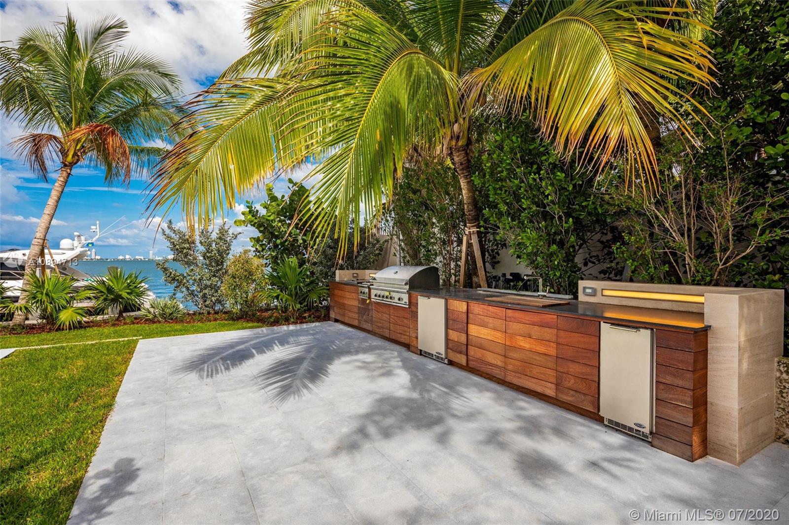 BAY POINT - Residential