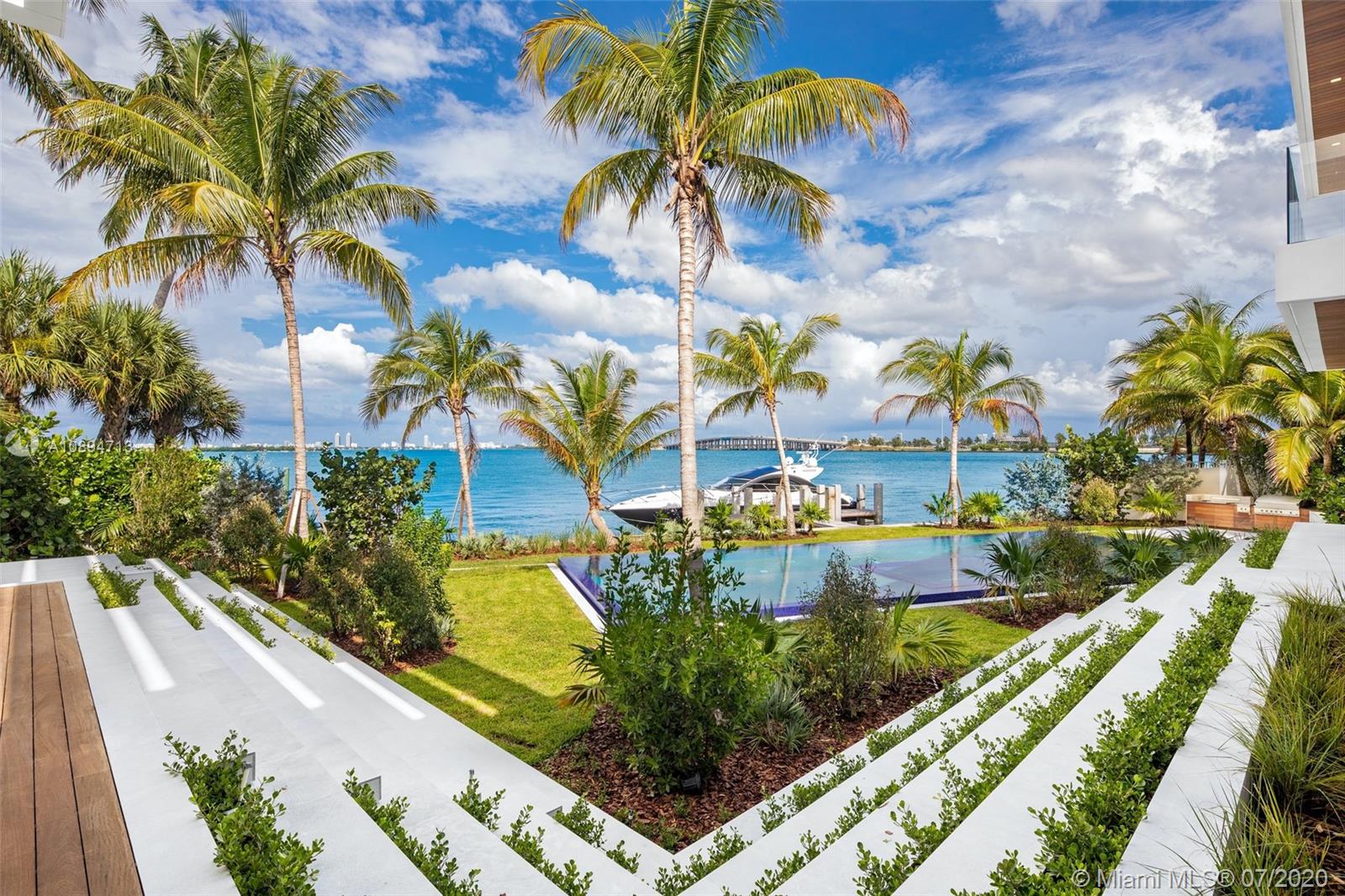 BAY POINT - Residential