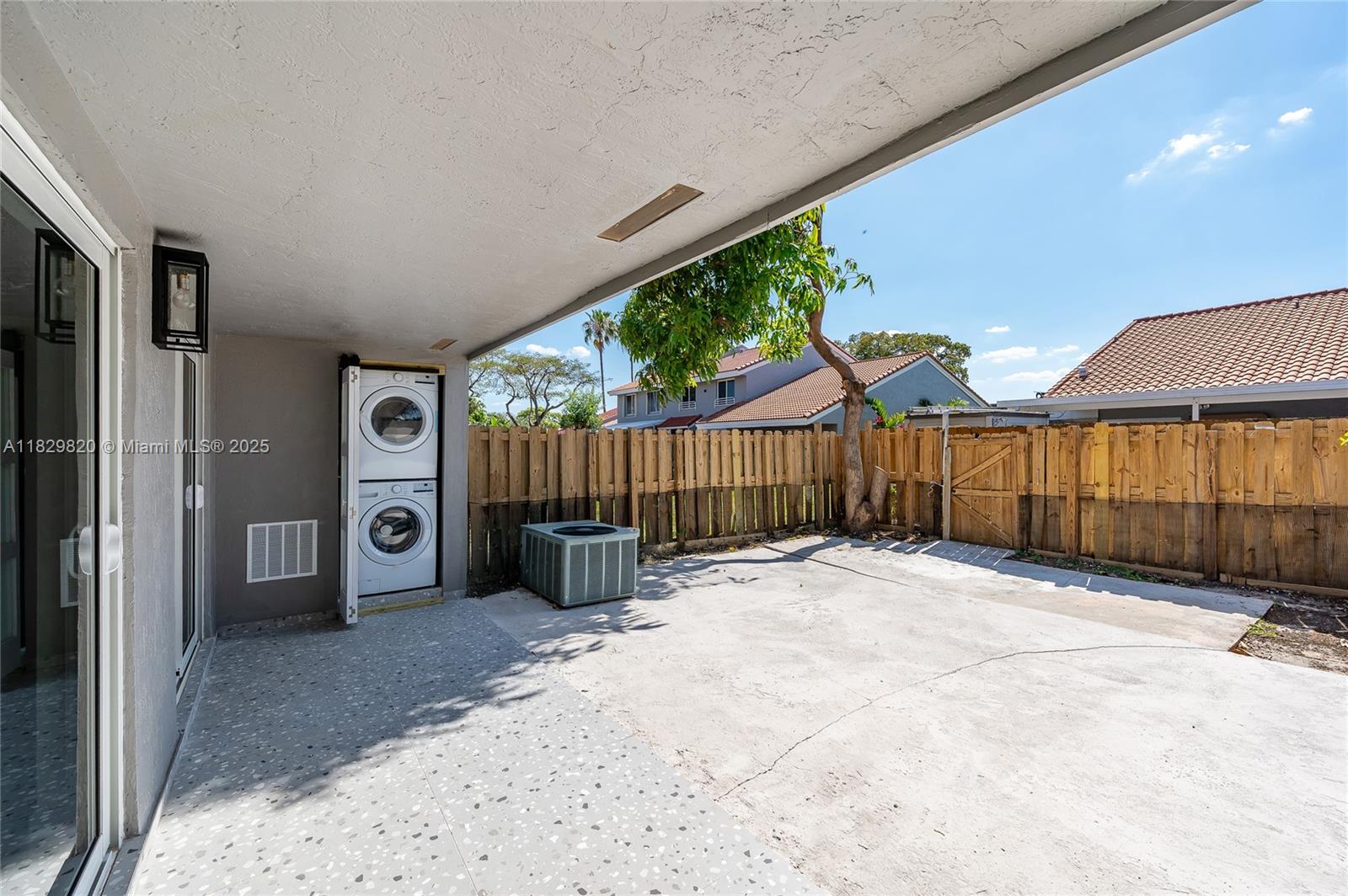 8352 SW 148th Ave 0