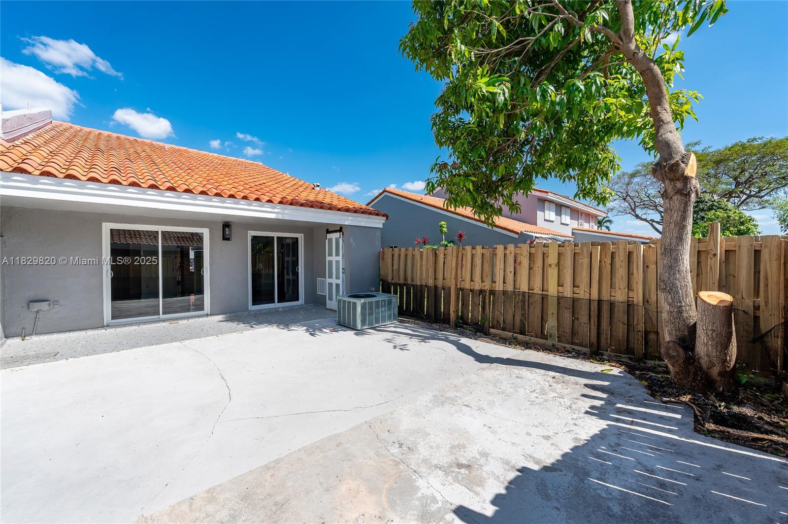 8352 SW 148th Ave 0