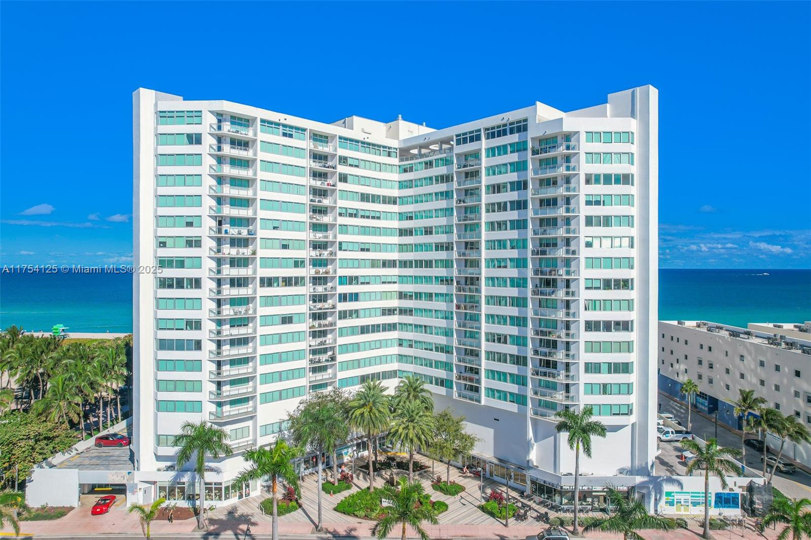 BURLEIGH HOUSE CONDO - Residential