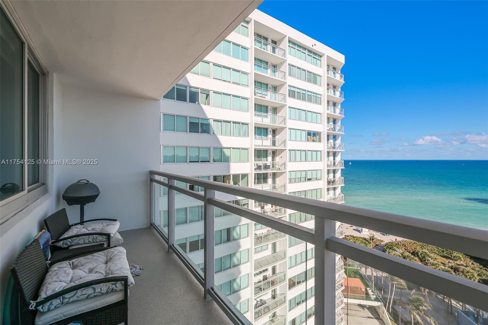 BURLEIGH HOUSE CONDO - Residential