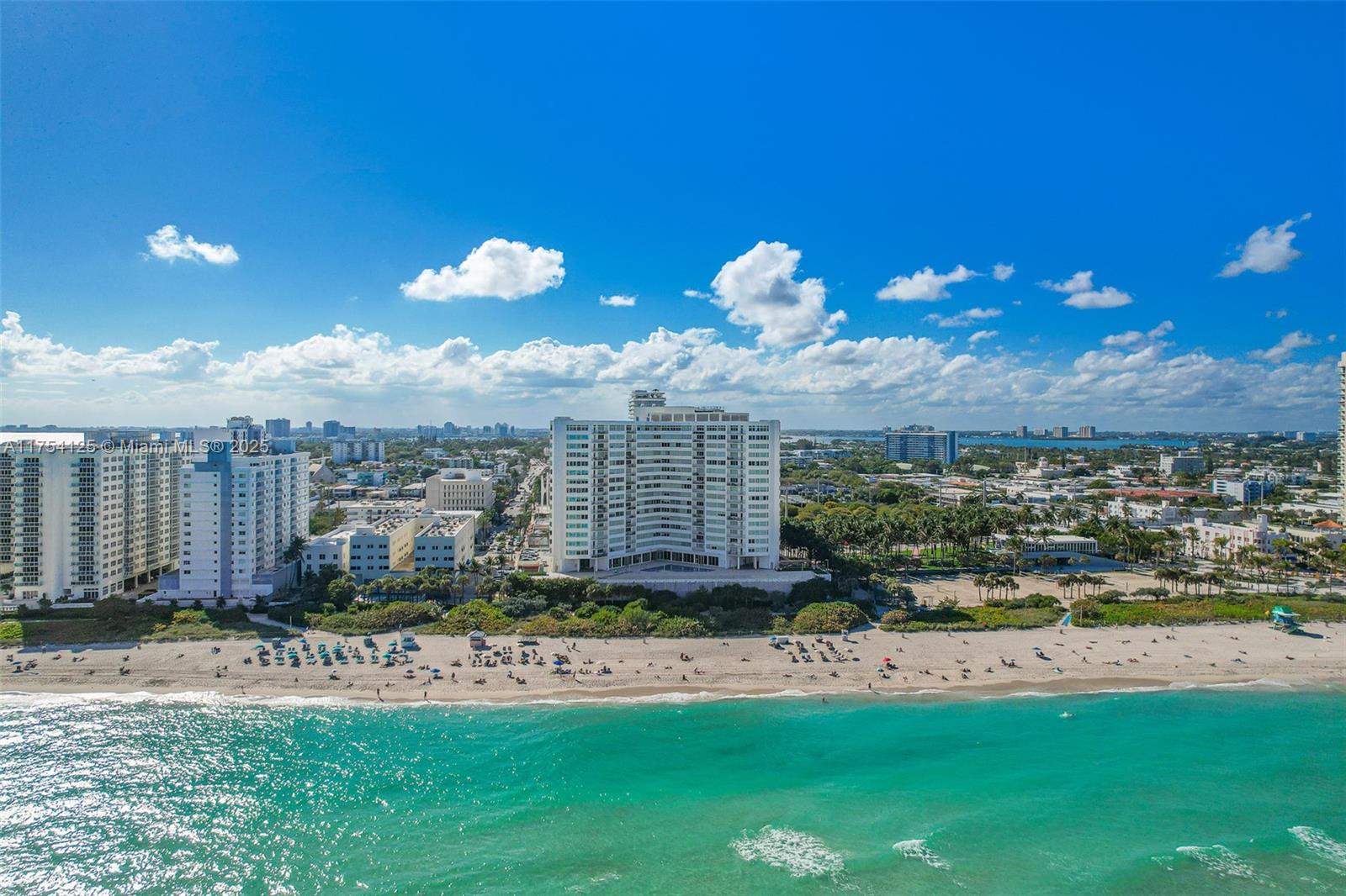 BURLEIGH HOUSE CONDO - Residential