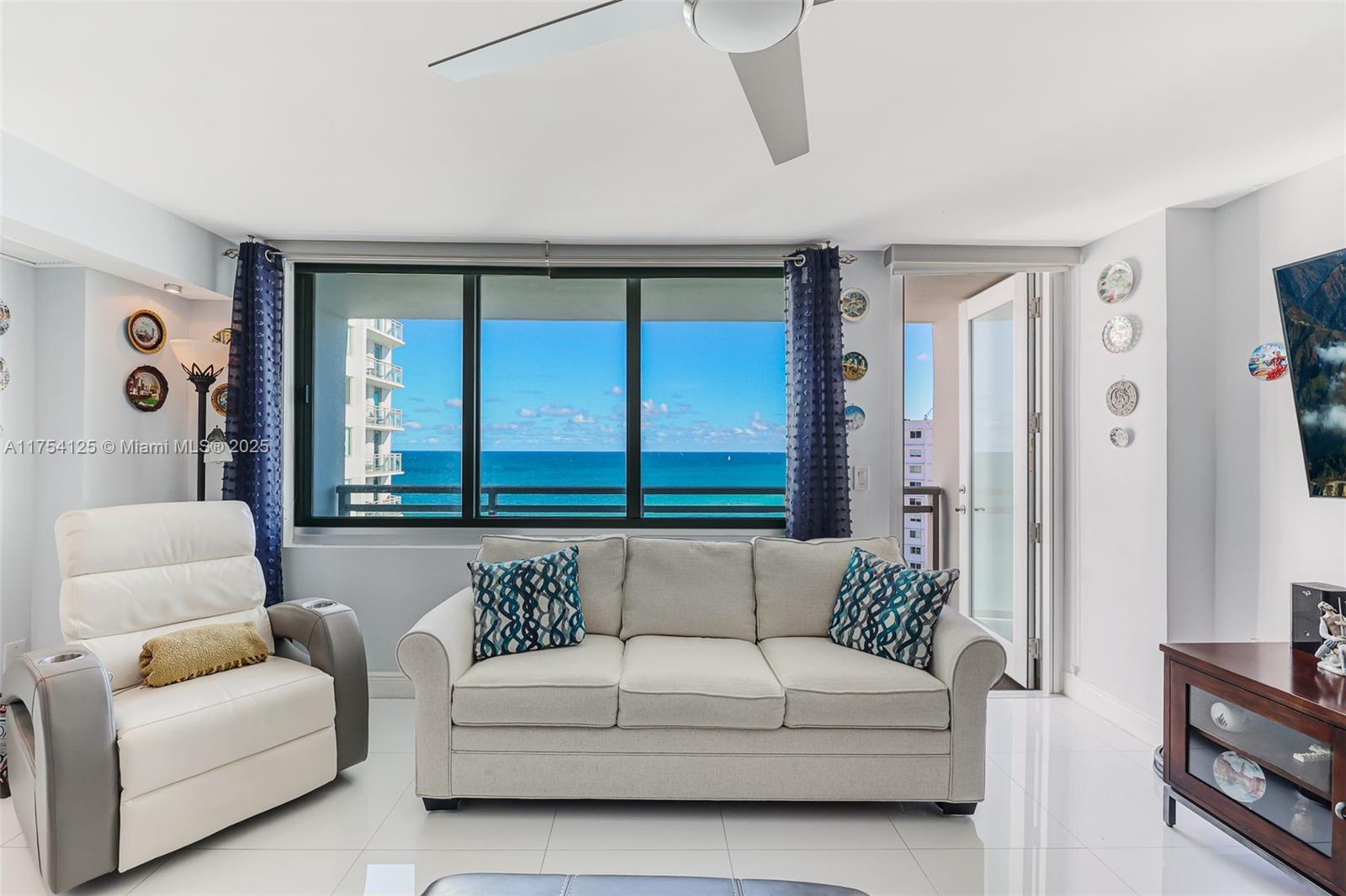 BURLEIGH HOUSE CONDO - Residential