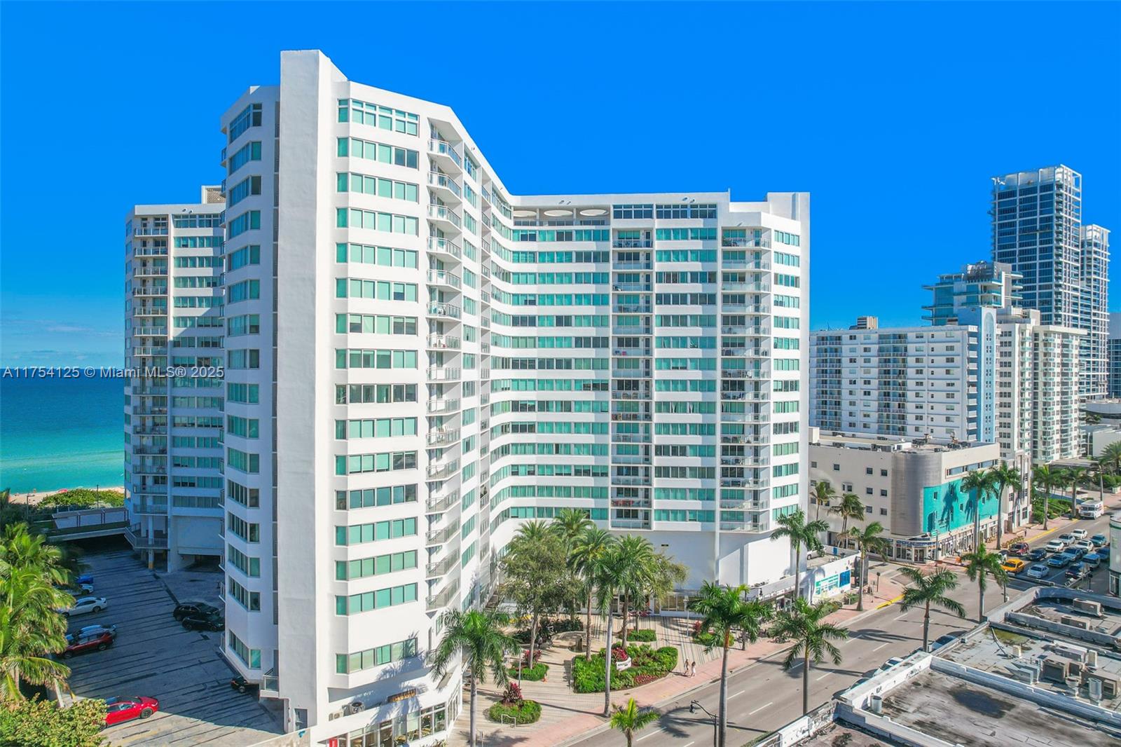 BURLEIGH HOUSE CONDO - Residential