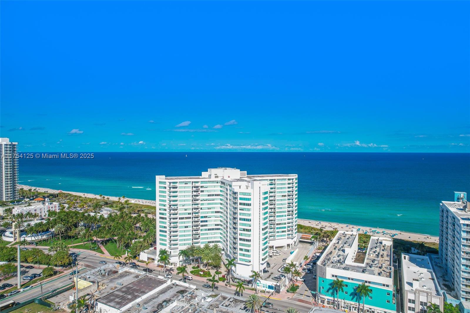 BURLEIGH HOUSE CONDO - Residential