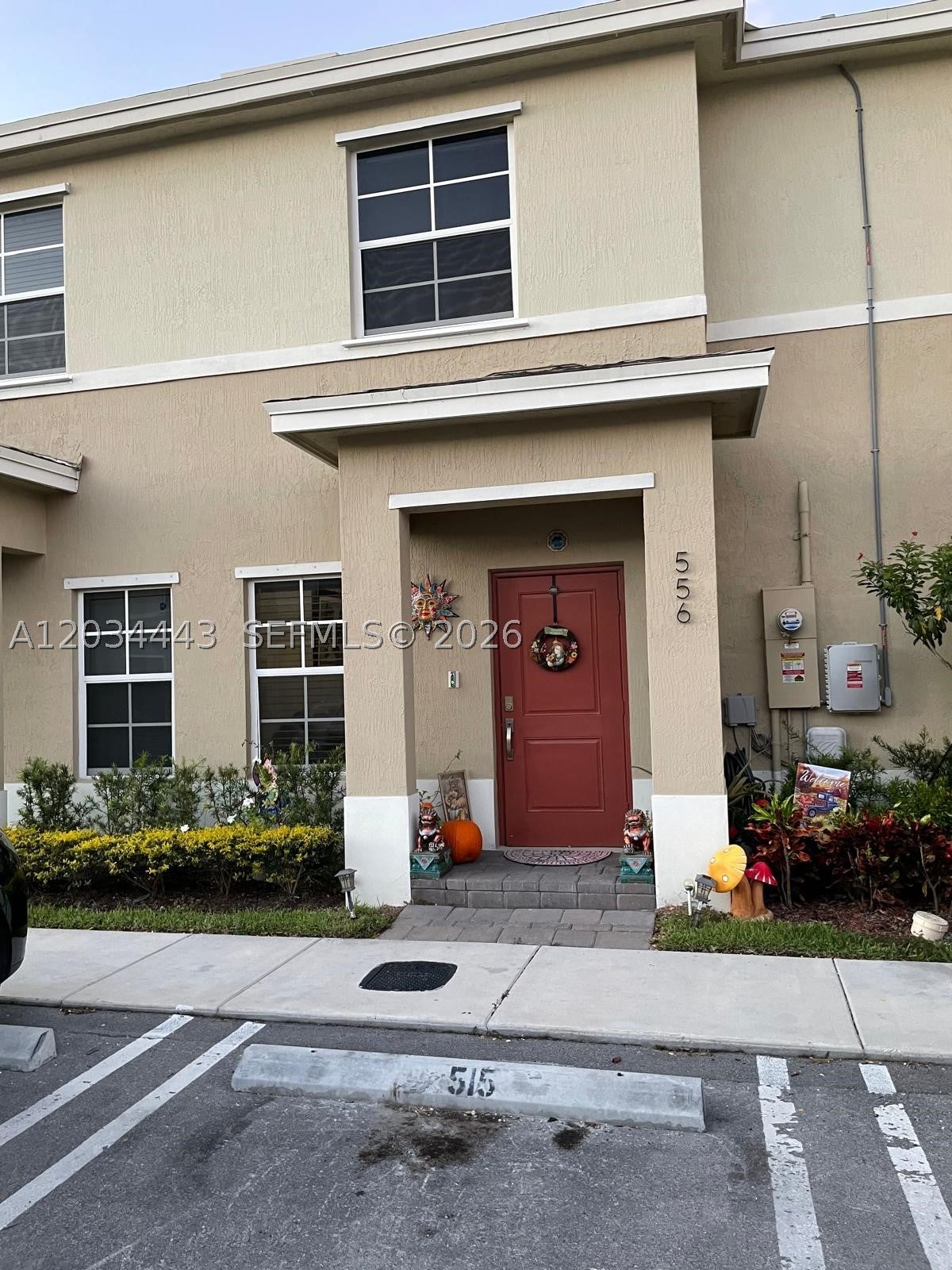Photo 1 of 21 — 556 NE 5th St, Florida City, FL 33034