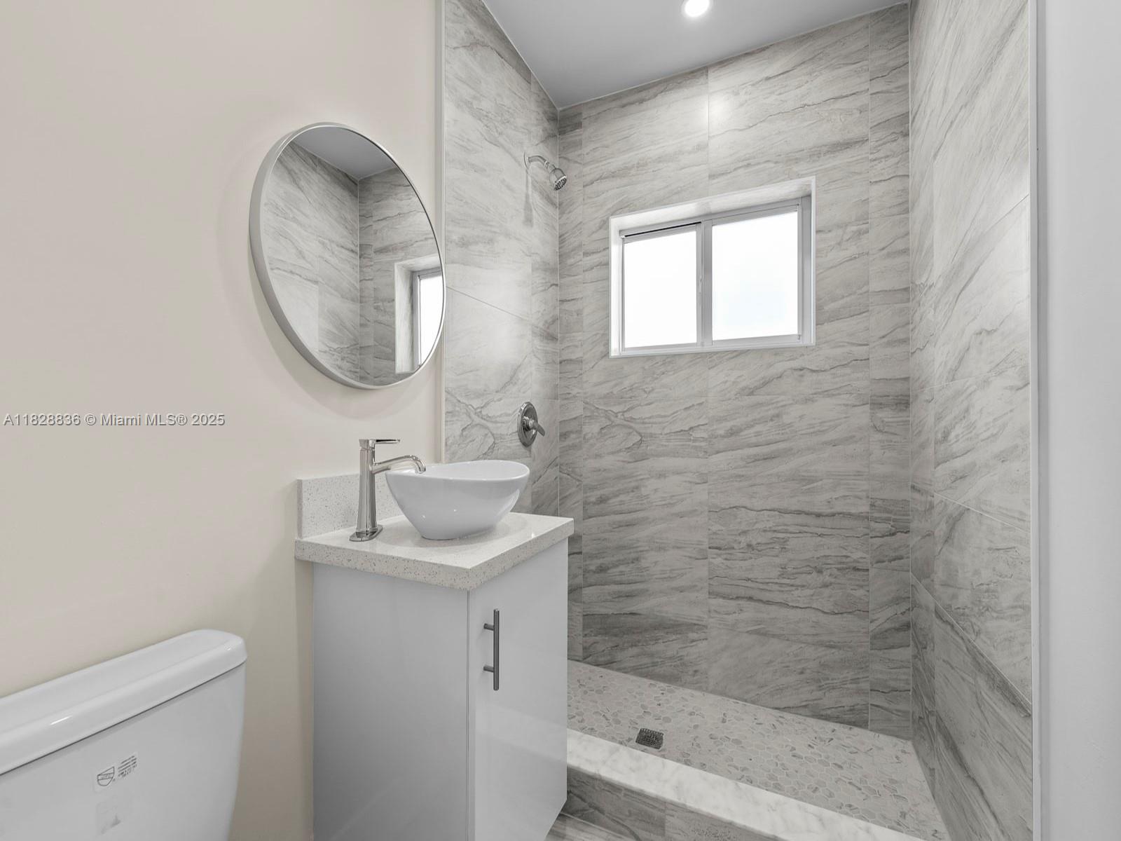 DEAL MANOR - Residential