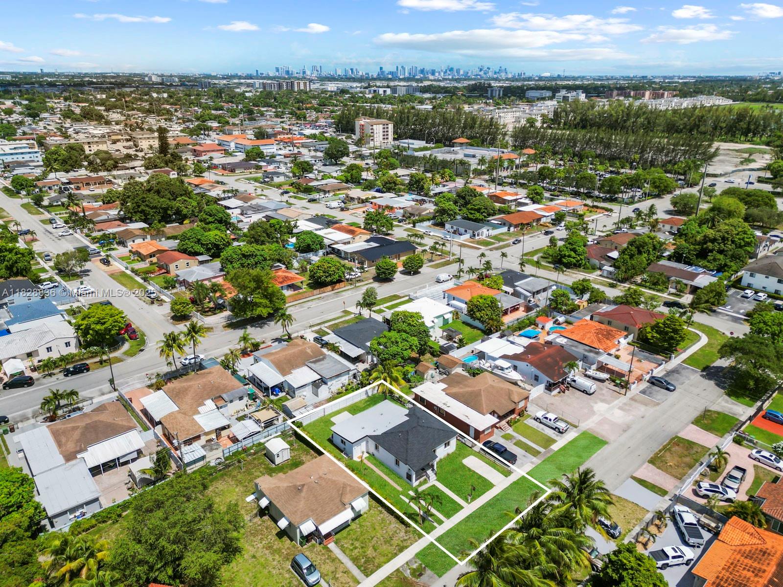 DEAL MANOR - Residential