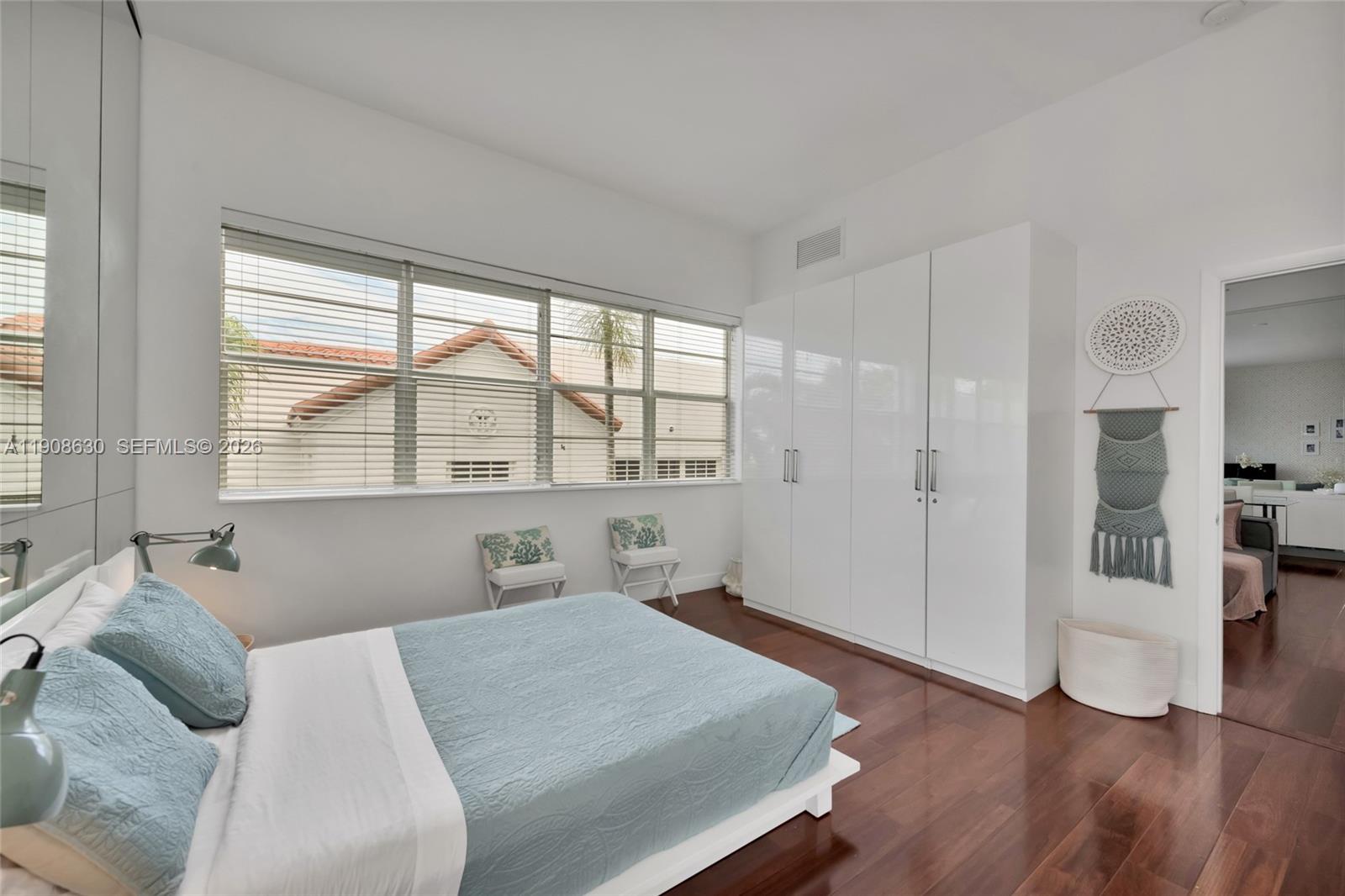 THE NOLOBI CONDO - Residential