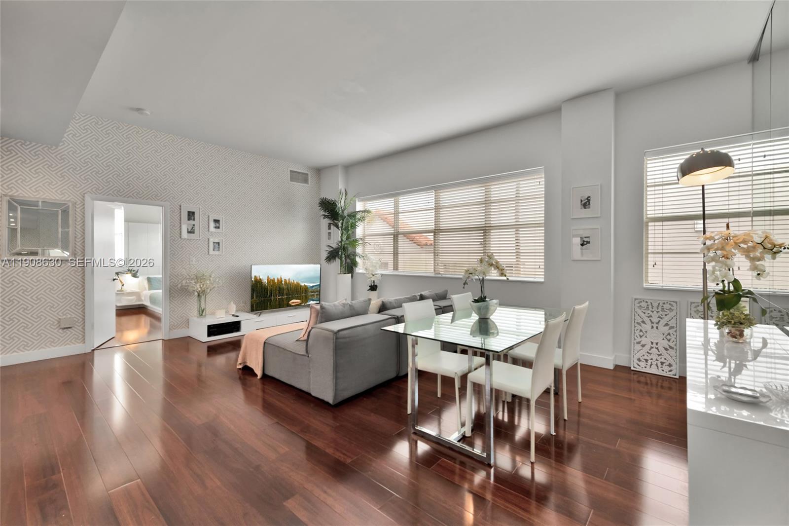 THE NOLOBI CONDO - Residential