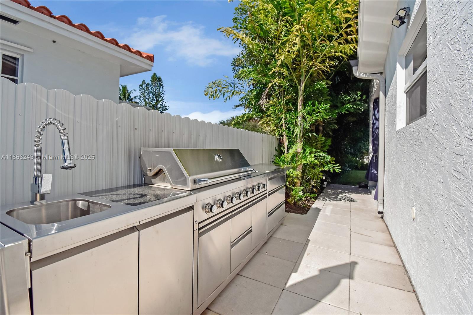 BISCAYNE GARDENS SEC E PA - Residential