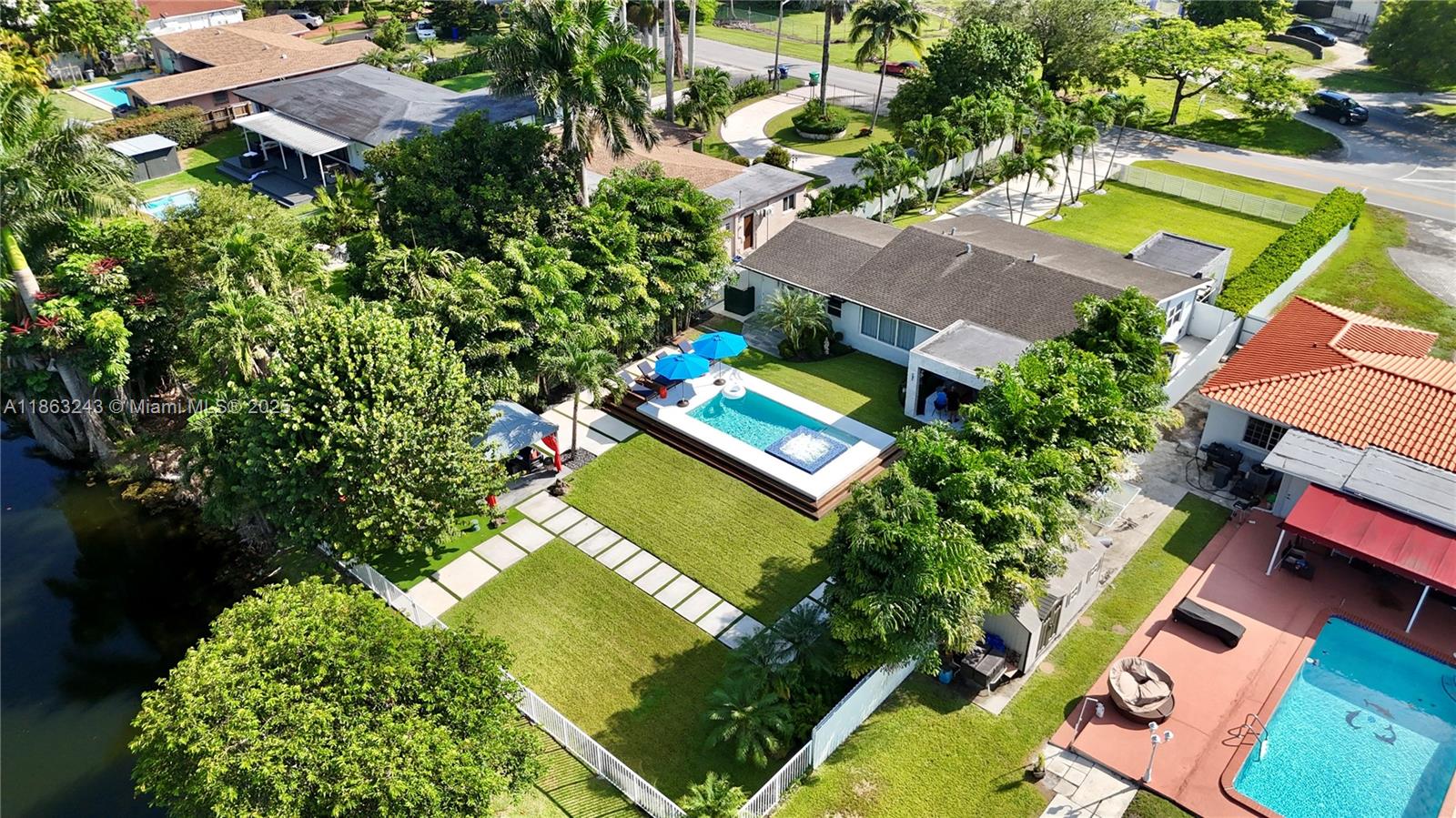 BISCAYNE GARDENS SEC E PA - Residential