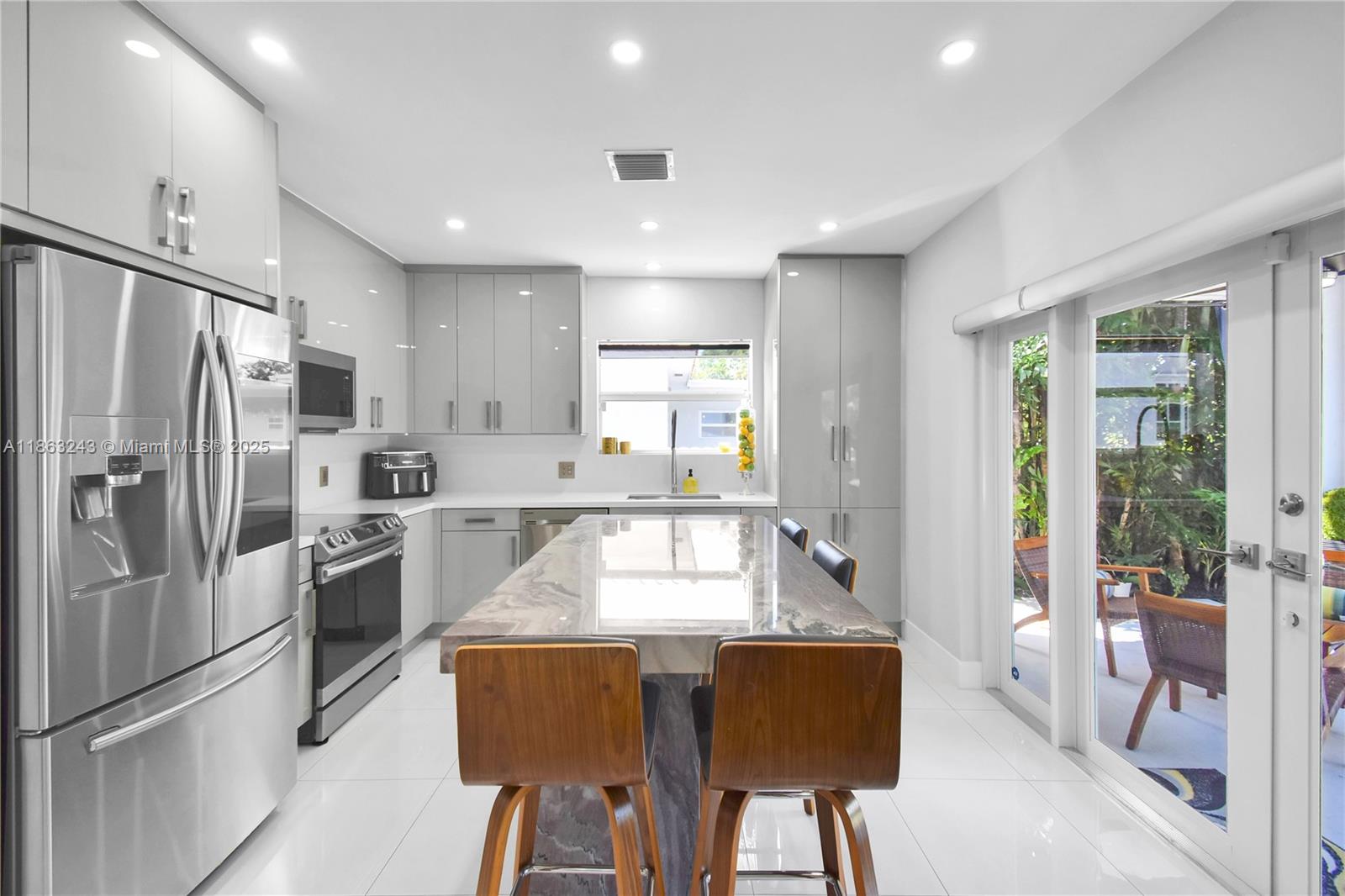 BISCAYNE GARDENS SEC E PA - Residential