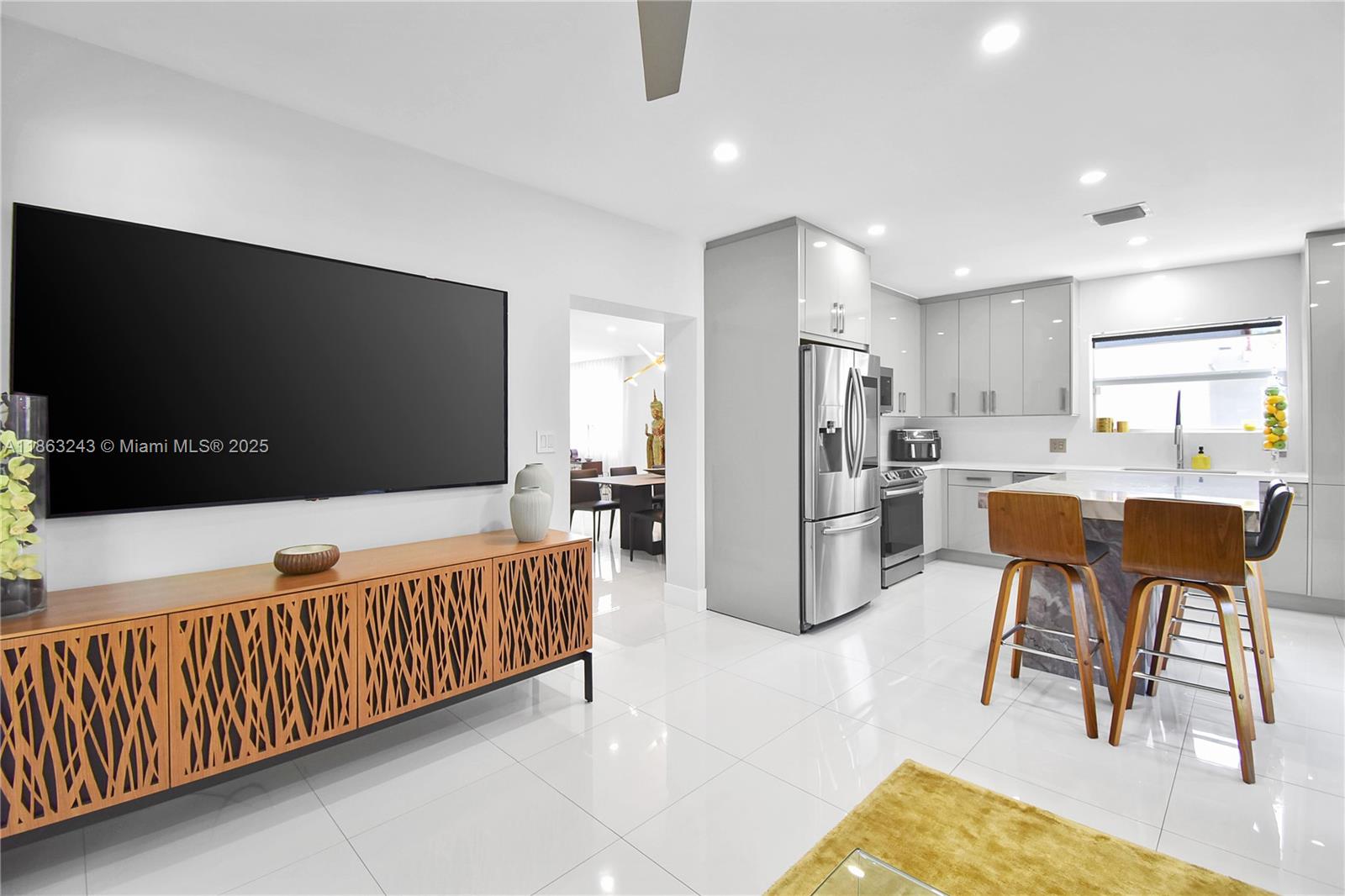 BISCAYNE GARDENS SEC E PA - Residential