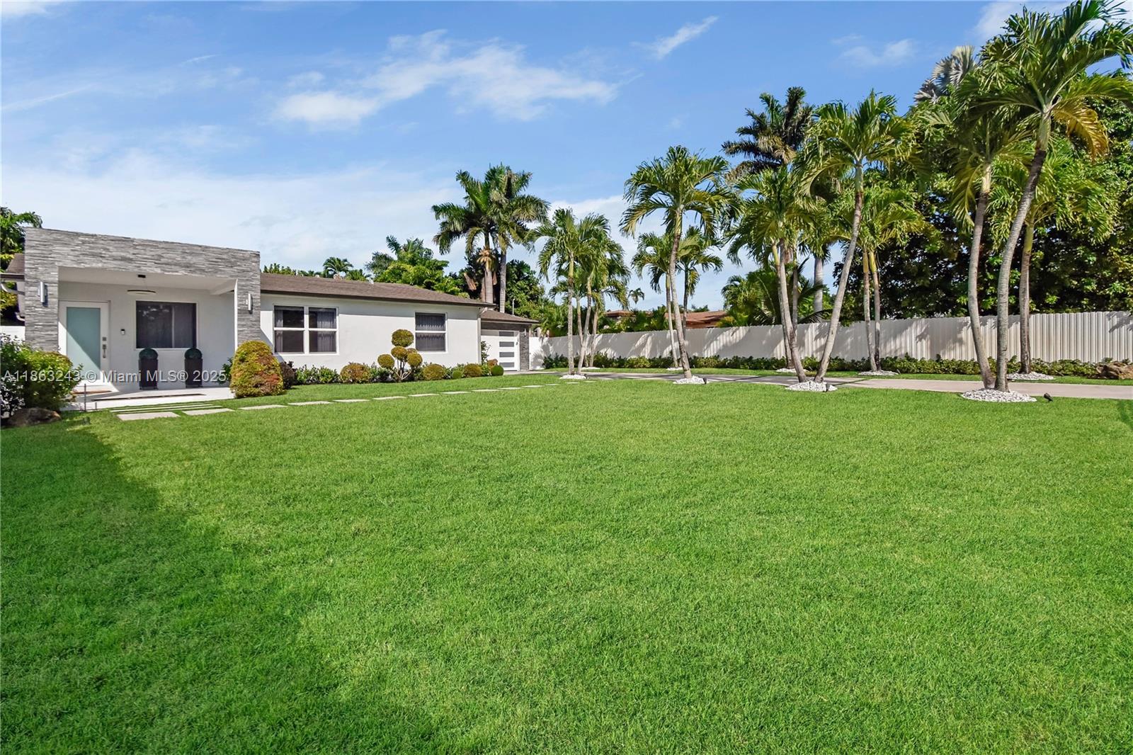 BISCAYNE GARDENS SEC E PA - Residential