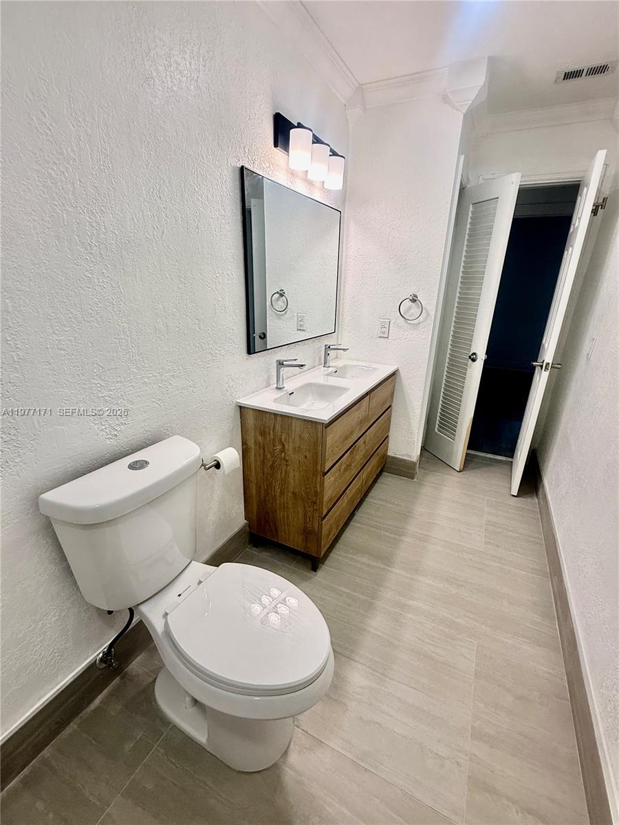 BOULEVARD HEIGHTS SEC 8 - Residential Lease