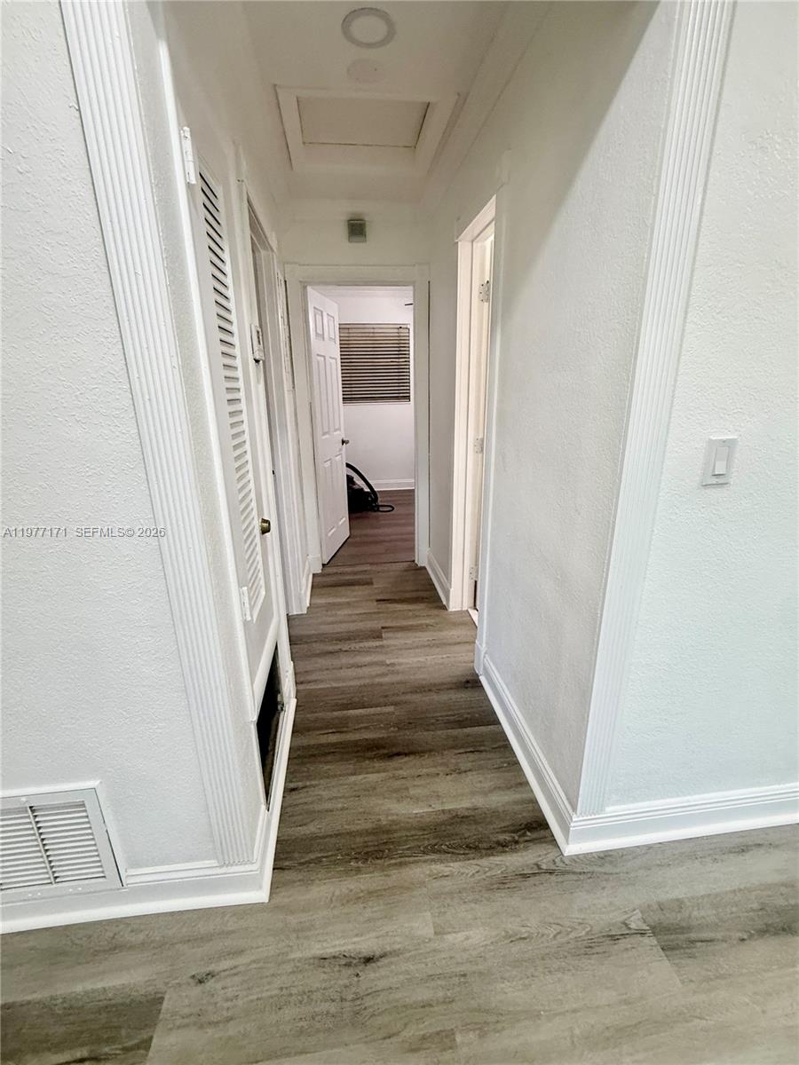 BOULEVARD HEIGHTS SEC 8 - Residential Lease