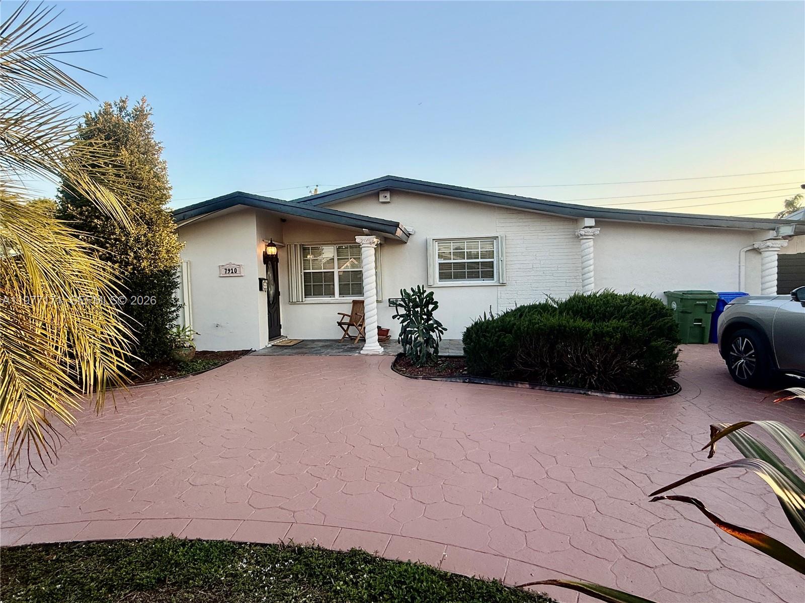 BOULEVARD HEIGHTS SEC 8 - Residential Lease