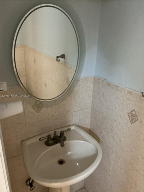 Tiny photo for 1321 Partridge Close #60, Pompano Beach, FL 33064 (MLS # A12007044)