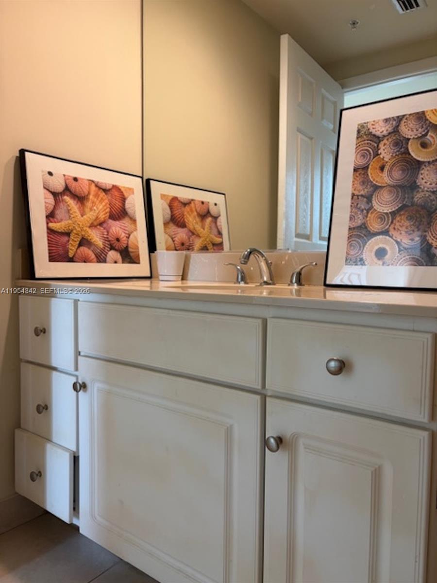 CITE CONDO - Residential