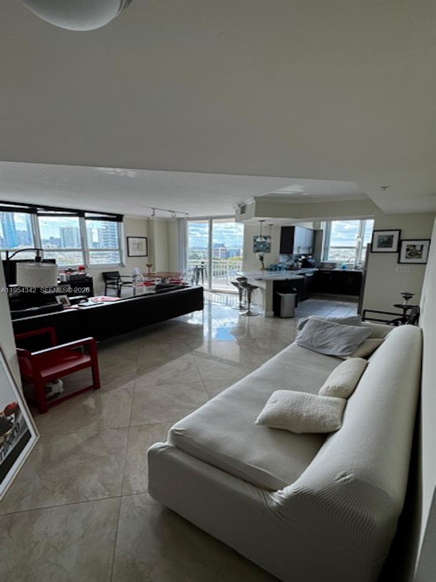 CITE CONDO - Residential