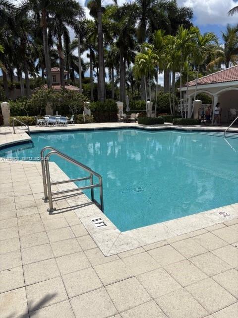 LAS BRISAS AT DORAL CONDO - Residential