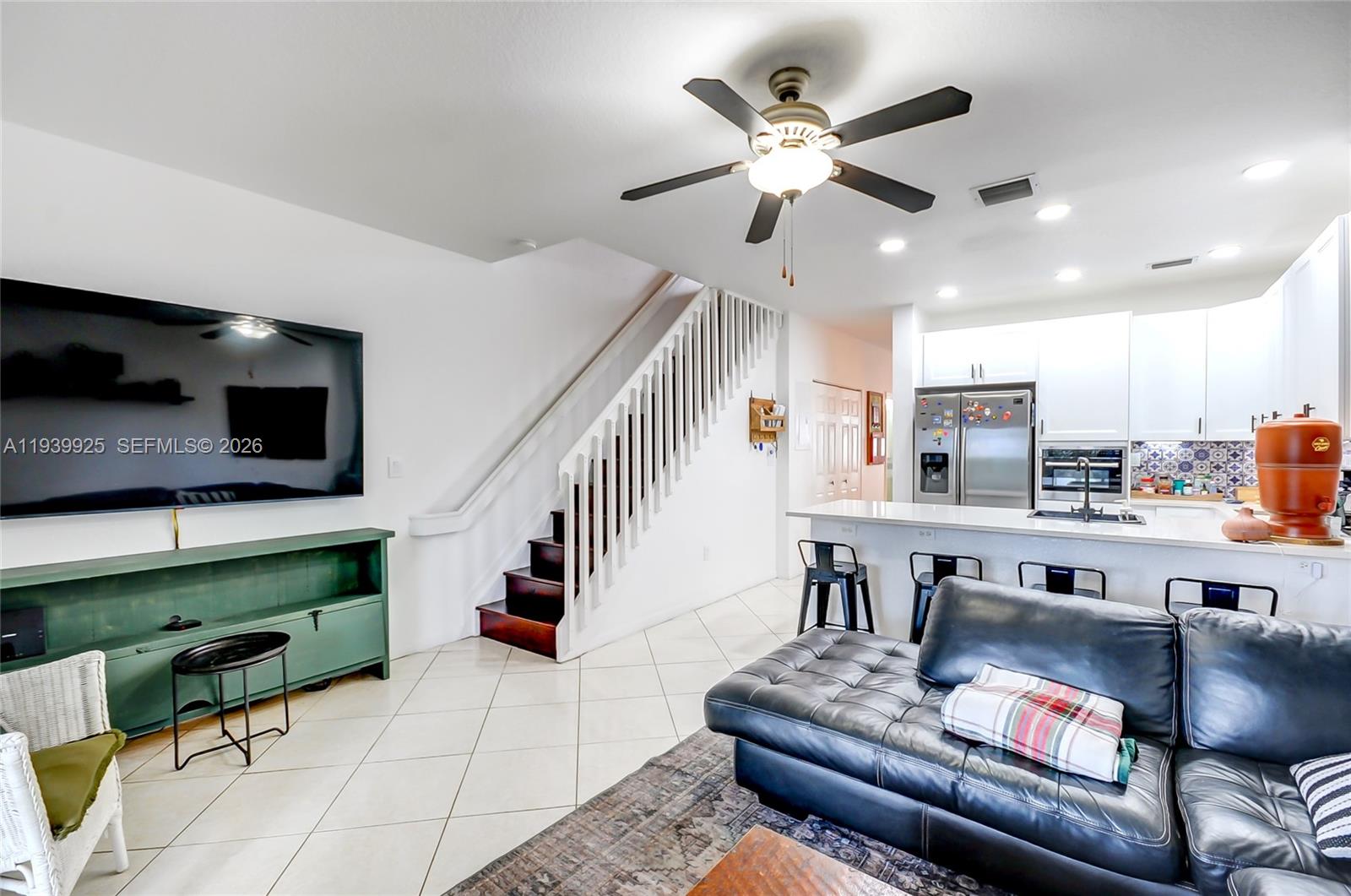 LAS BRISAS AT DORAL CONDO - Residential