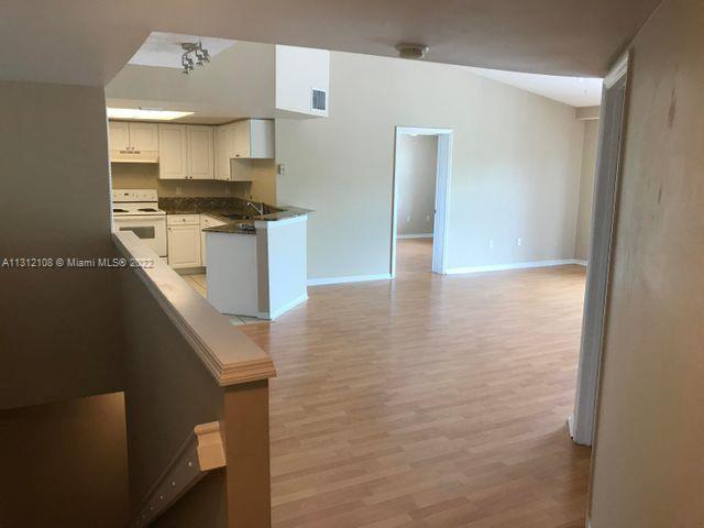 GRAND VIEW AT CRESTWOOD C - Residential Lease