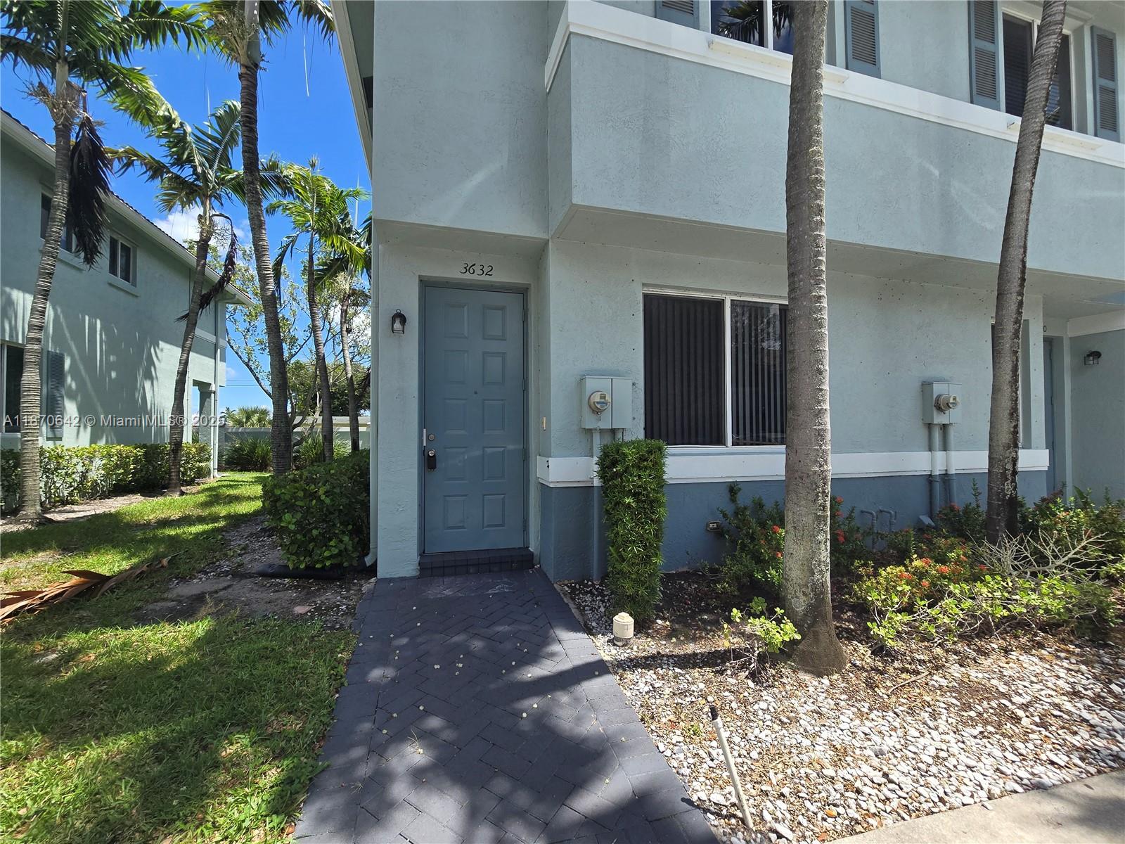 3-BED/2.5-BATH TOWNHOUSE WITH MIX OF TILE & CARPET FLOORING, OPEN FLOOR PLAN, WASHER/DRYER, PATIO, 2 ASSIGNED PARKING SPACES + GUEST PARKING. GATED COMMUNITY WITH 24-HOUR SECURITY, SWIMMING POOL, EXERCISE ROOM, TENNIS + BASKETBALL COURTS & CLUBHOUSE. FIRST MONTH’S RENT + SECURITY DEPOSIT REQUIRED FOR ENTRY. UTILITIES PAID SEPARATELY. PET OWNERS INCUR $250 FEE, MAX 35 LBS.