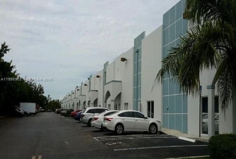 20871 Johnson St MULTI Pembroke Pines FL 33029