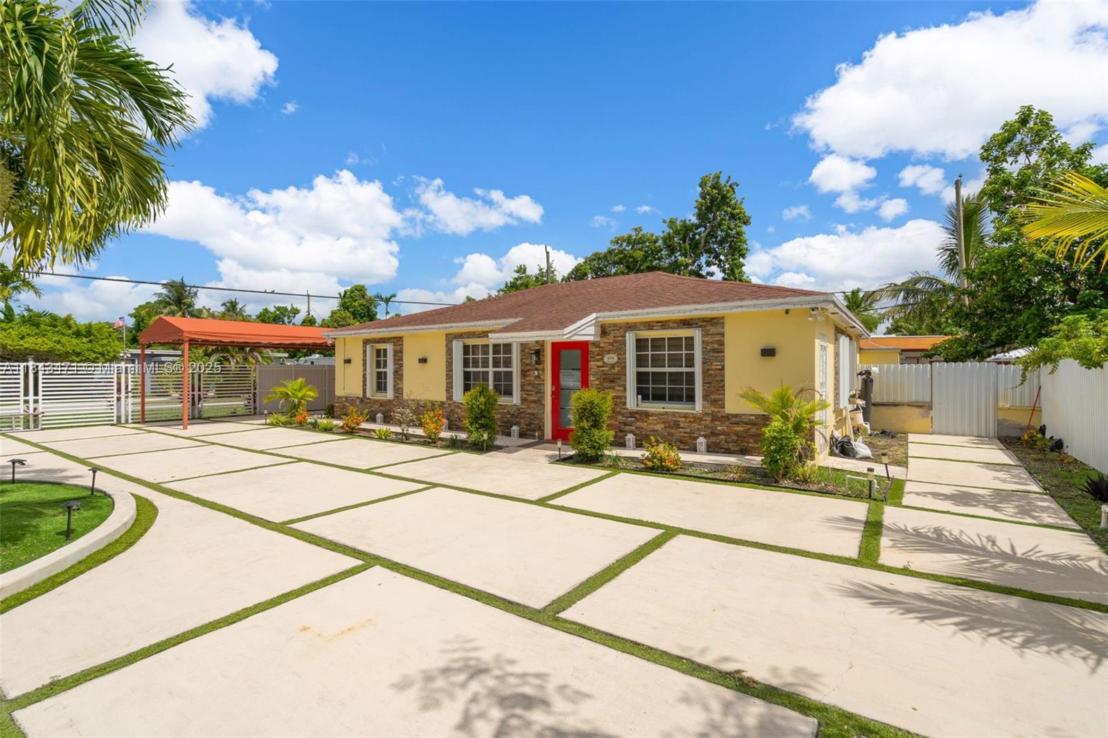 302 NW 100th St