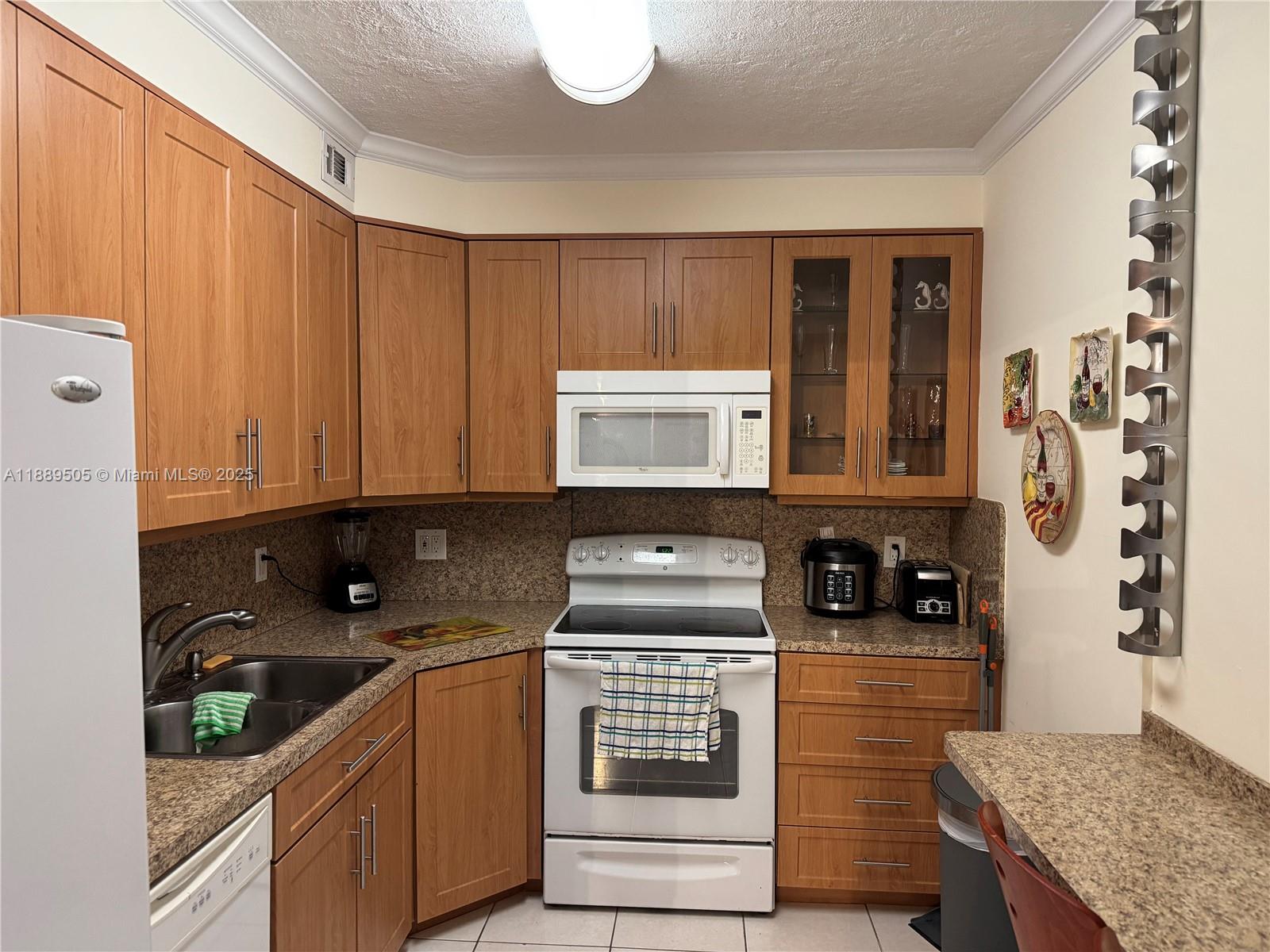 HEMISPHERES CONDO - Residential