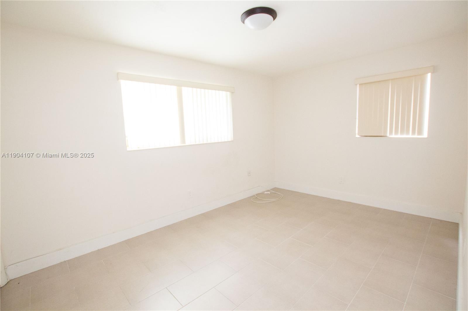 BOULEVARD HEIGHTS SEC NIN - Residential Lease