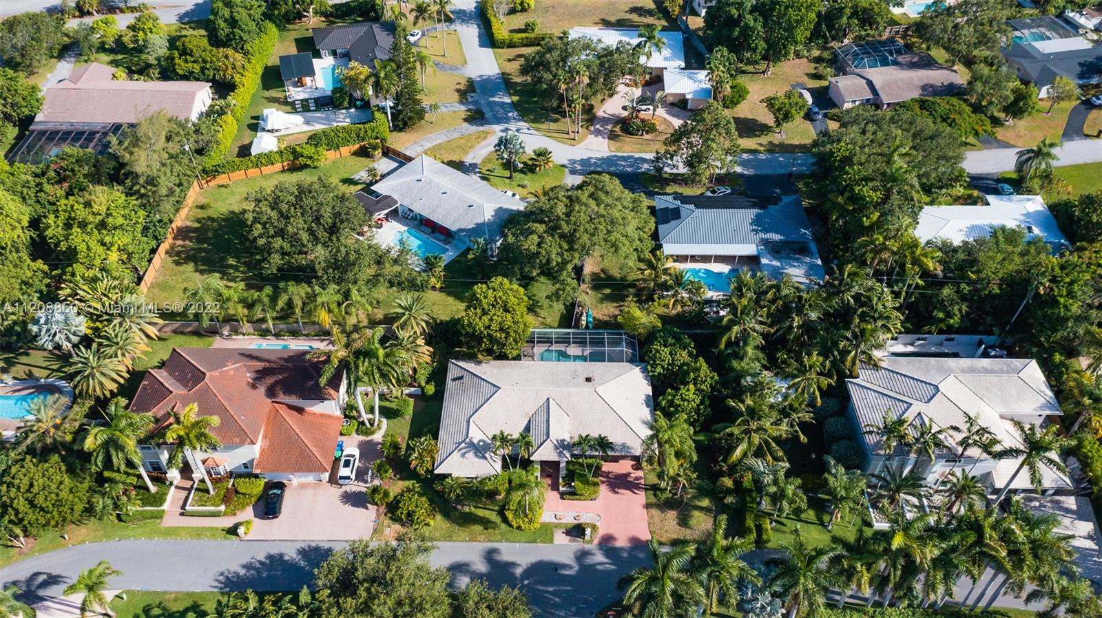 OLD CUTLER PALMS - Residential