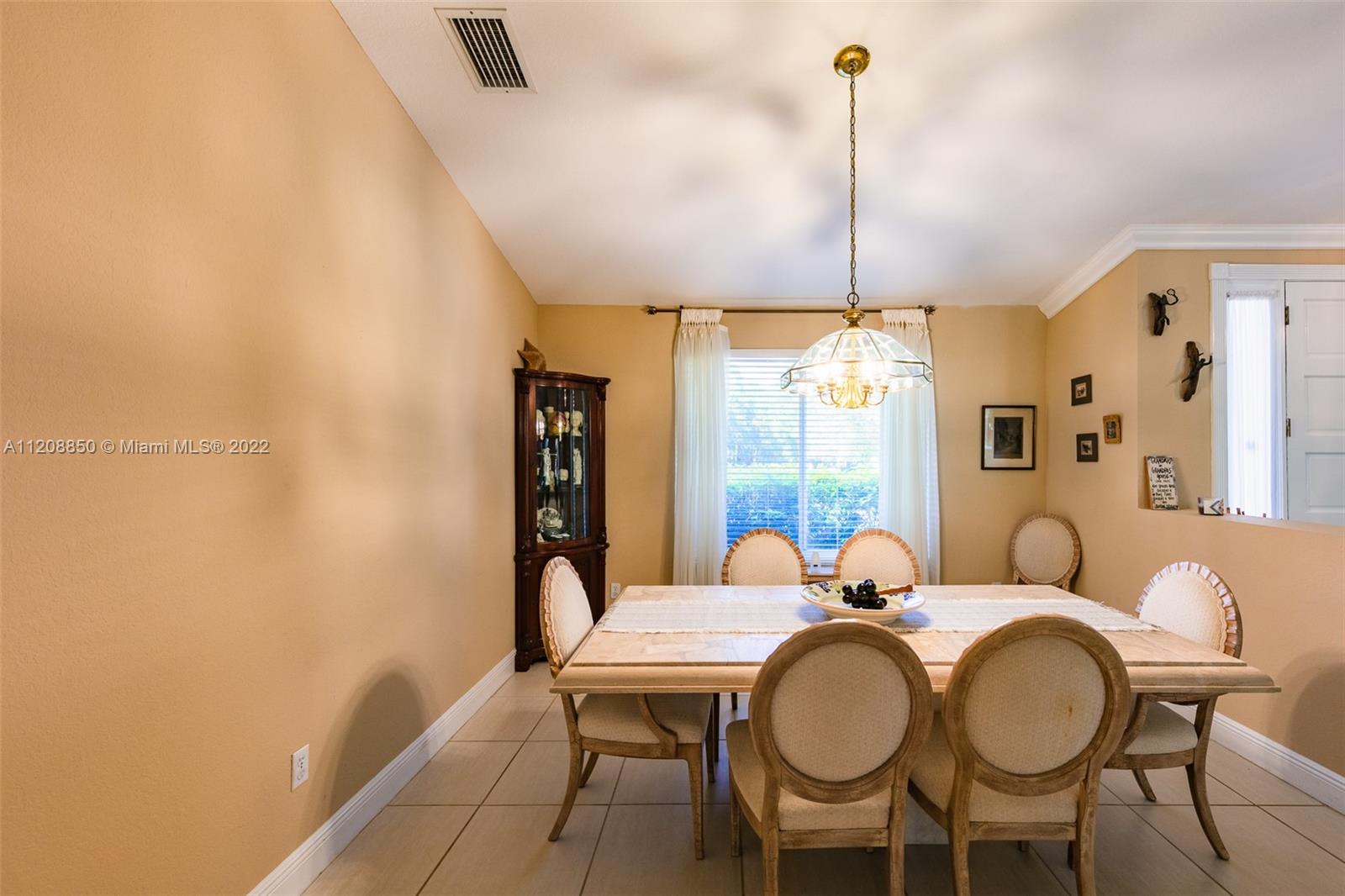 OLD CUTLER PALMS - Residential