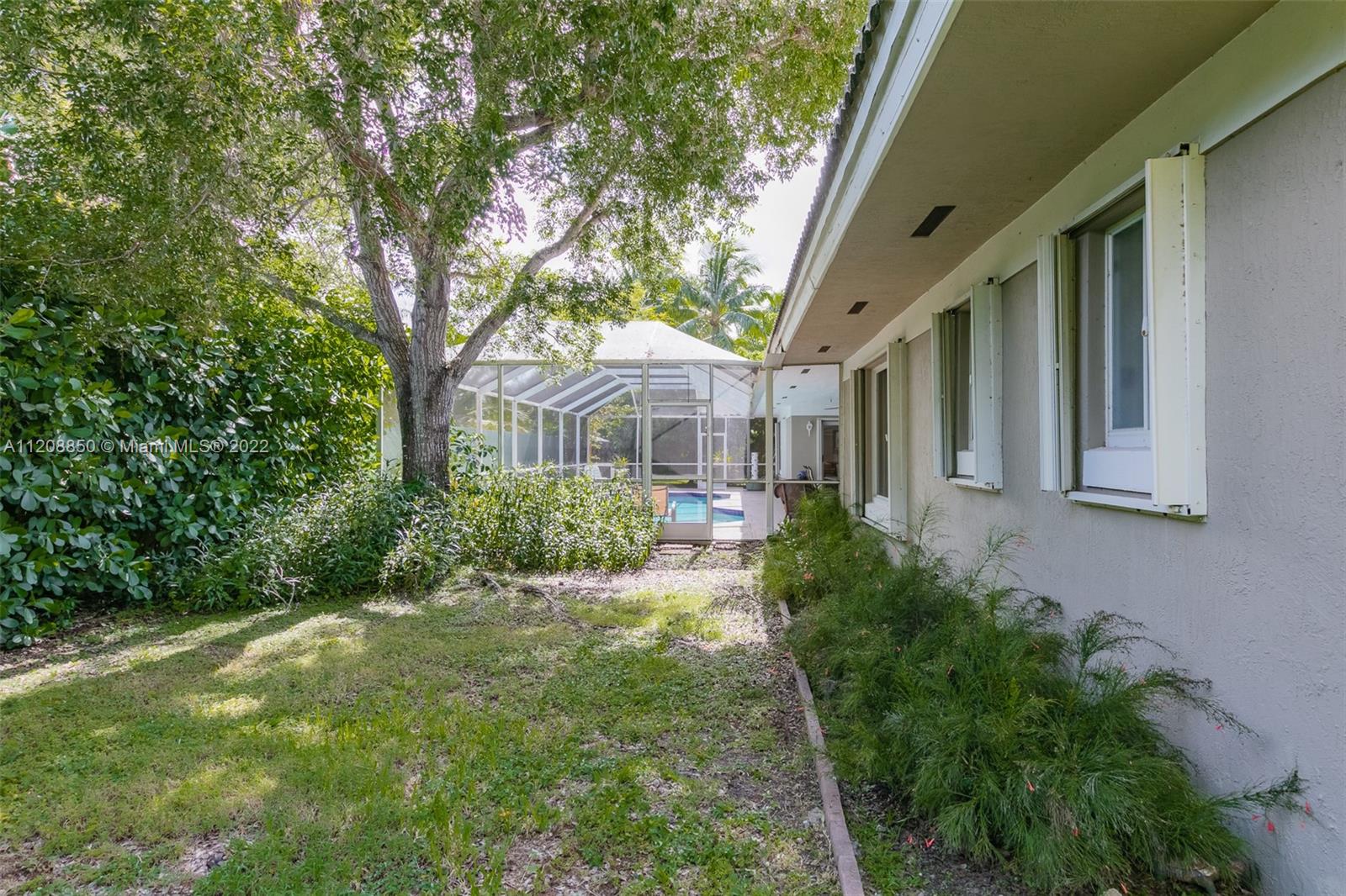 OLD CUTLER PALMS - Residential