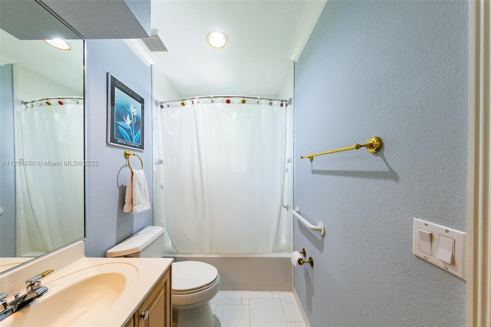 OLD CUTLER PALMS - Residential