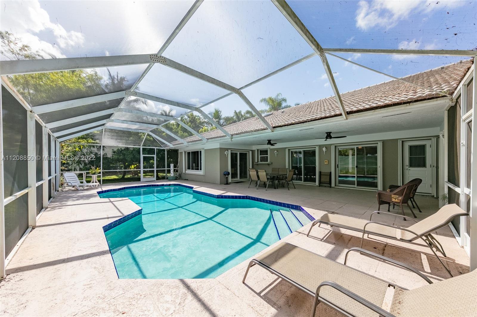 OLD CUTLER PALMS - Residential