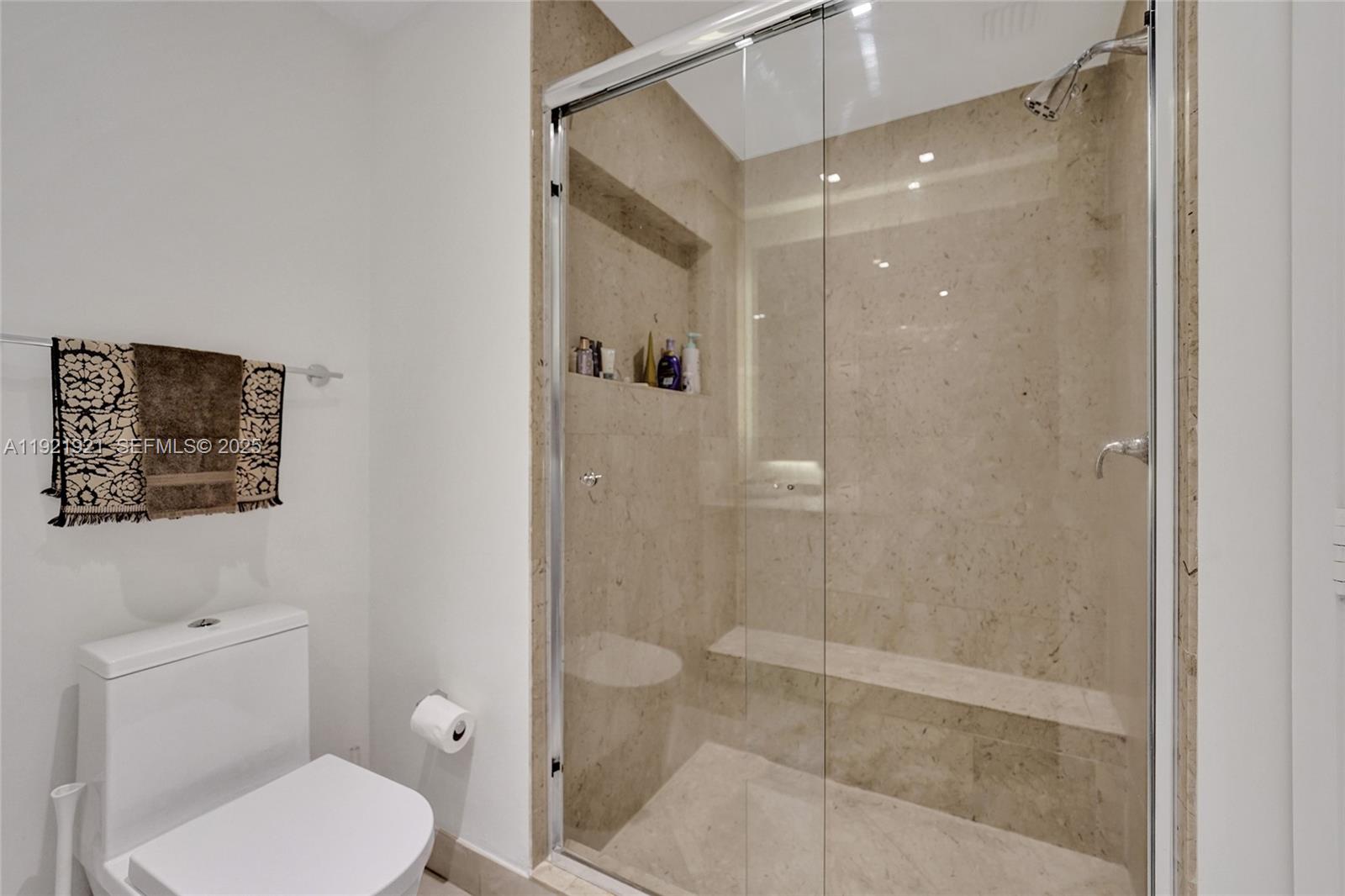 ATLANTIC I AT THE POINT C - Residential