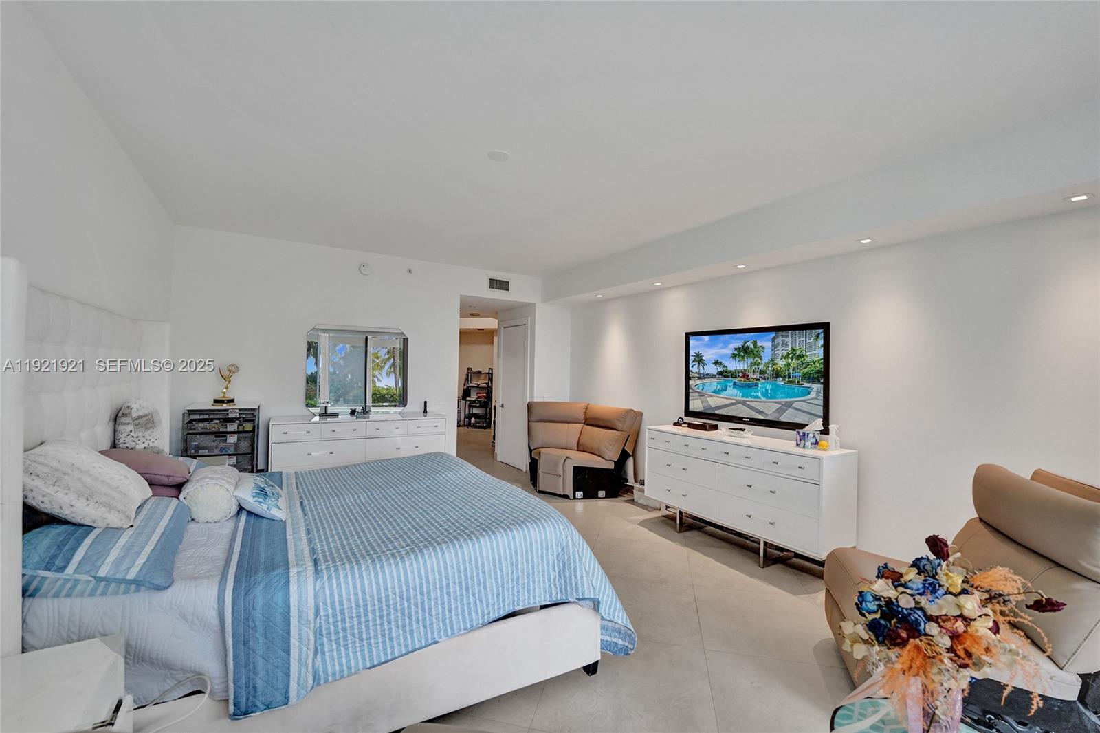 ATLANTIC I AT THE POINT C - Residential