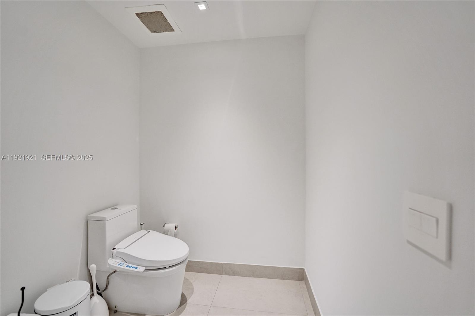 ATLANTIC I AT THE POINT C - Residential