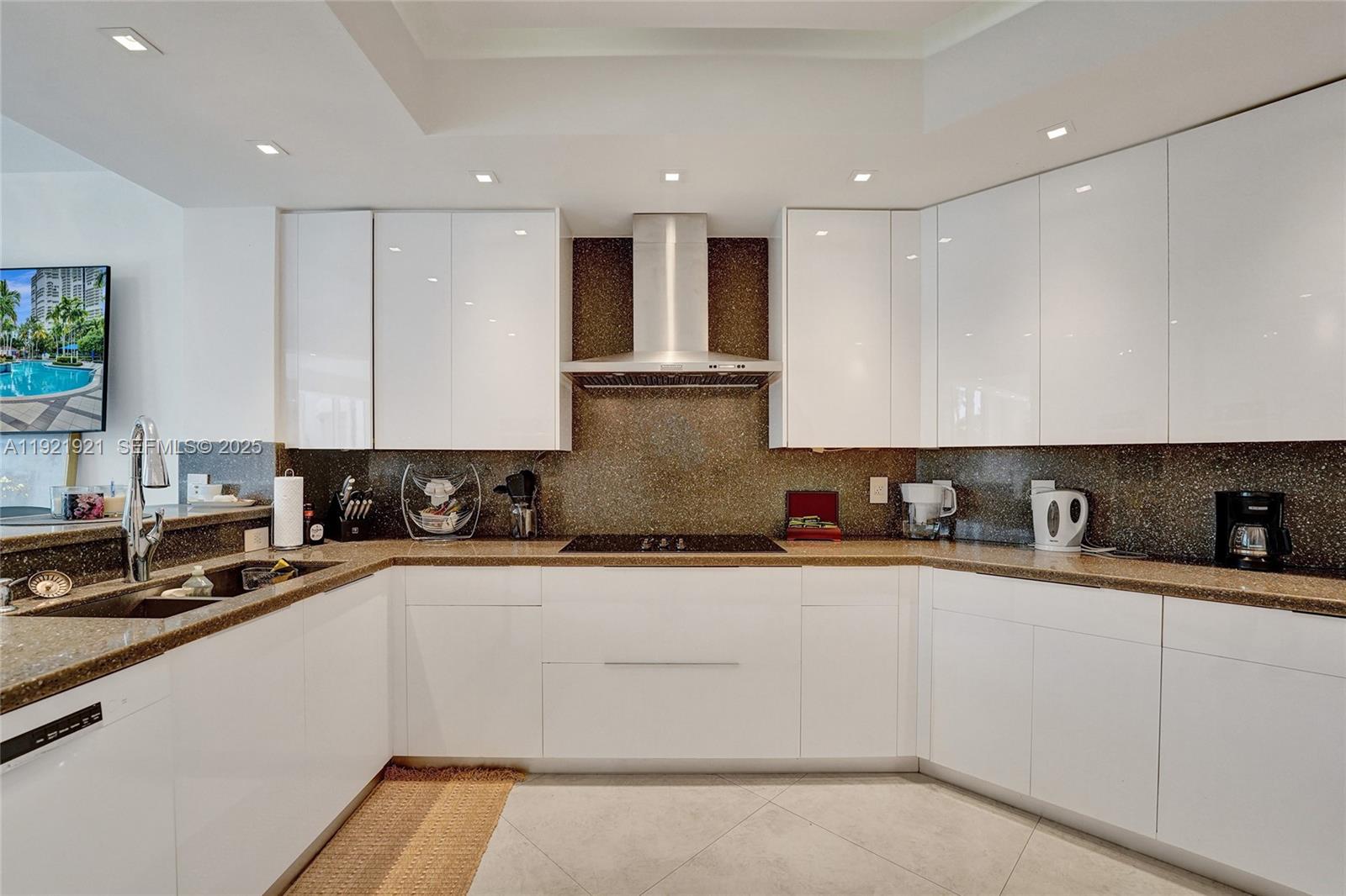 ATLANTIC I AT THE POINT C - Residential